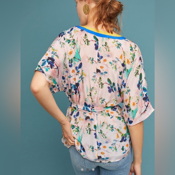 Anthropologie Kimono Style Wrap Top Light Pink Floral - Picture 2 of 5
